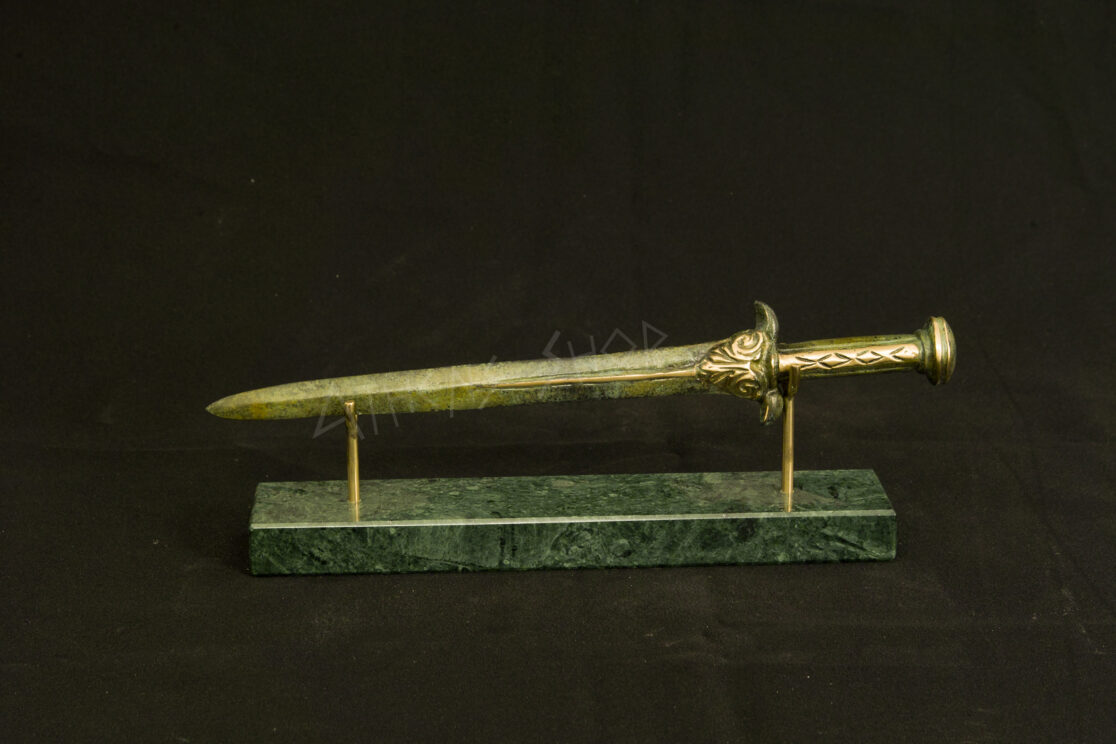 Ancient Spartan Sword – Greek bronze art